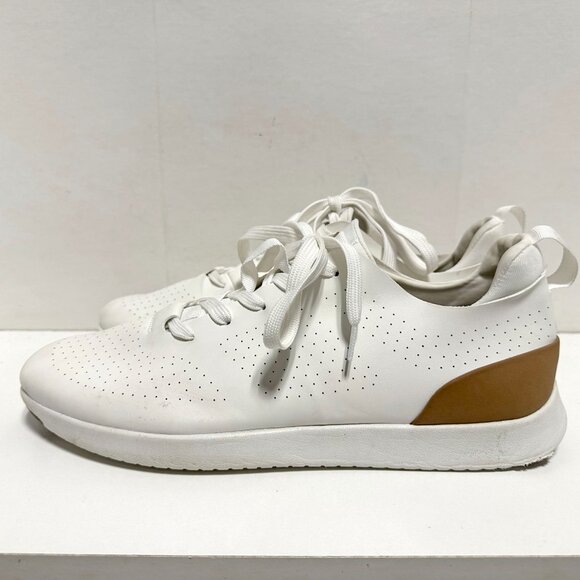 Steve Madden Baton Sneaker - Picture 4 of 11